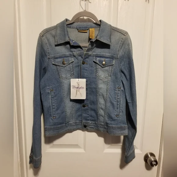 NWT Wrangler Denim Jackets Size SP - Picture 1 of 10